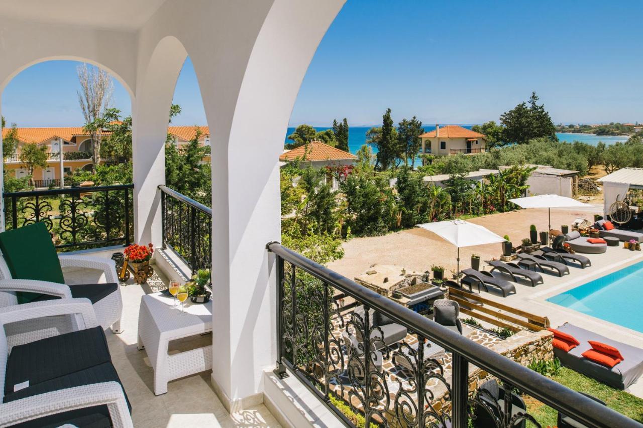 Villa Corali Apartments Sea Breath & Pool Amoudi Exterior photo