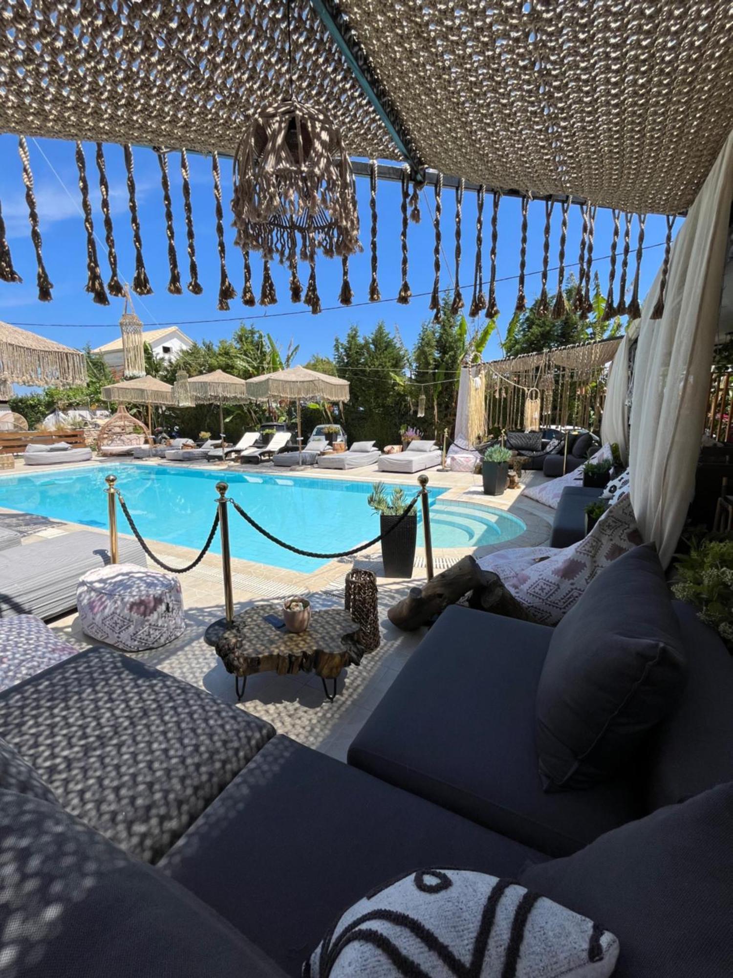 Villa Corali Apartments Sea Breath & Pool Amoudi Exterior photo